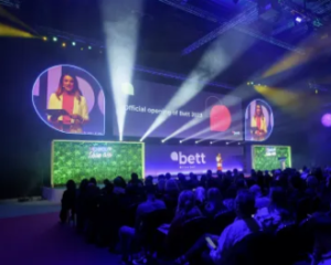 hybrid event digital layer